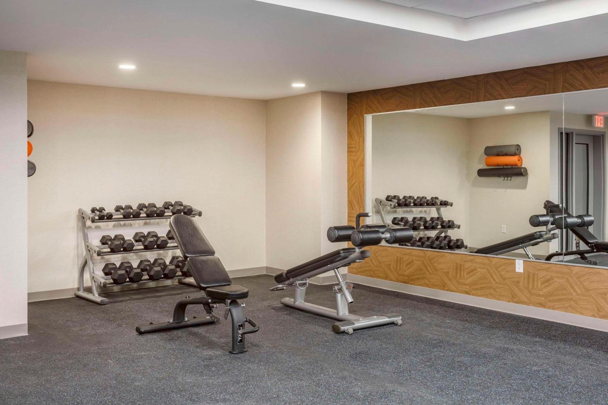 Comfort Inn & Suites Newark Liberty International Airport Luaran gambar