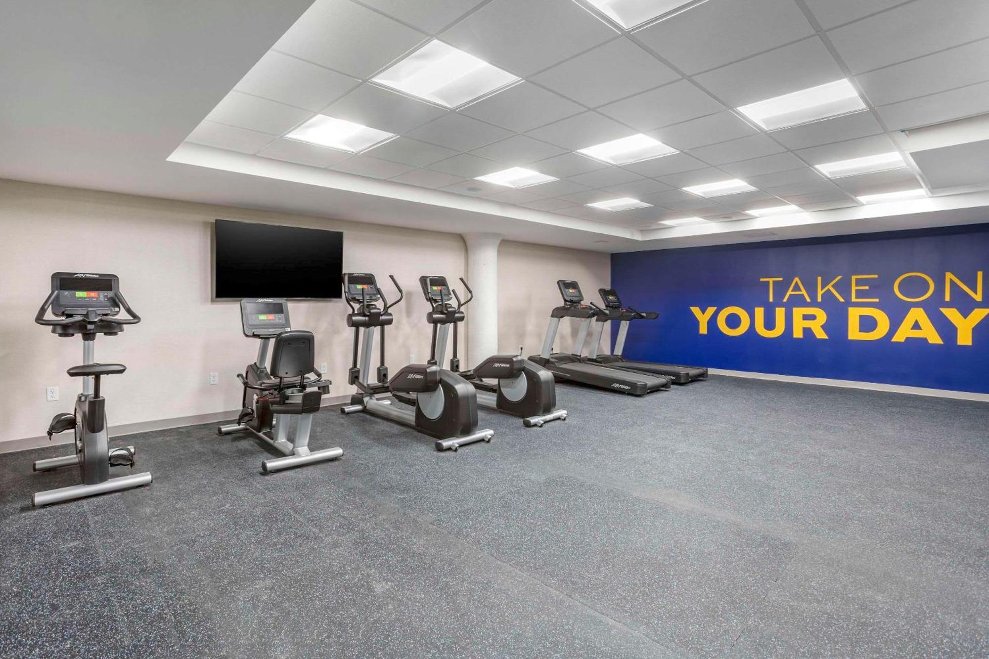 Comfort Inn & Suites Newark Liberty International Airport Luaran gambar