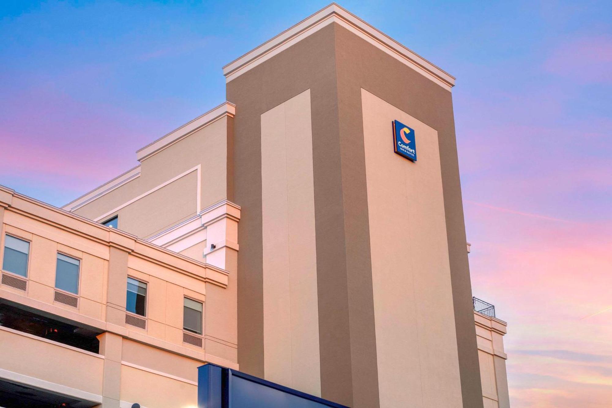 Comfort Inn & Suites Newark Liberty International Airport Luaran gambar