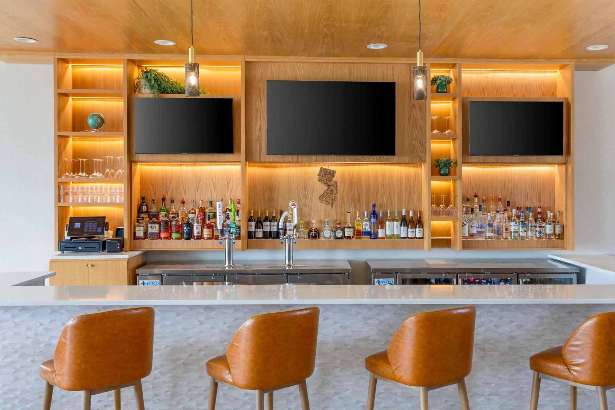Comfort Inn & Suites Newark Liberty International Airport Luaran gambar